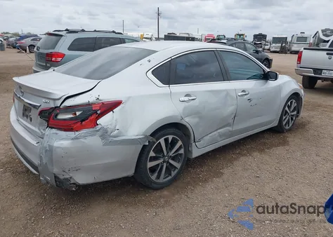 2017 Nissan Altima 2.5 Sr из США, поврежденный, VIN 1N4AL3AP1HN321333
